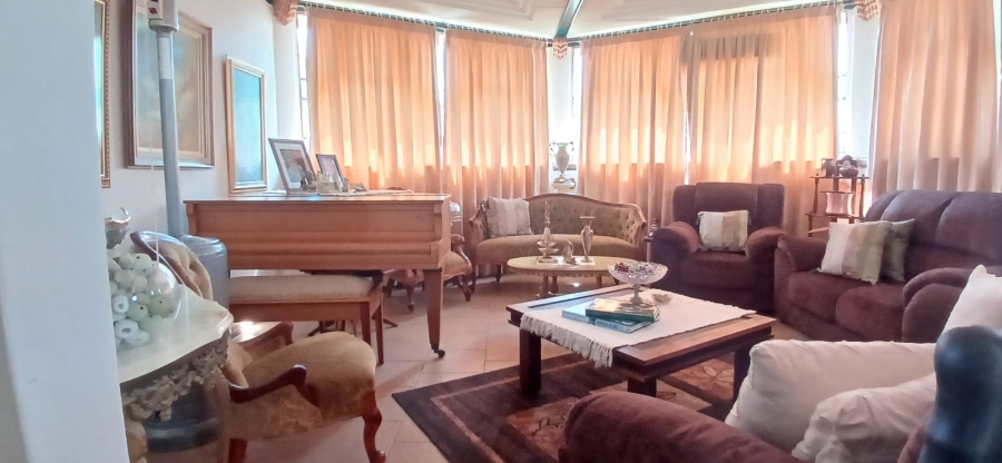 4 Bedroom Property for Sale in Reitz Free State